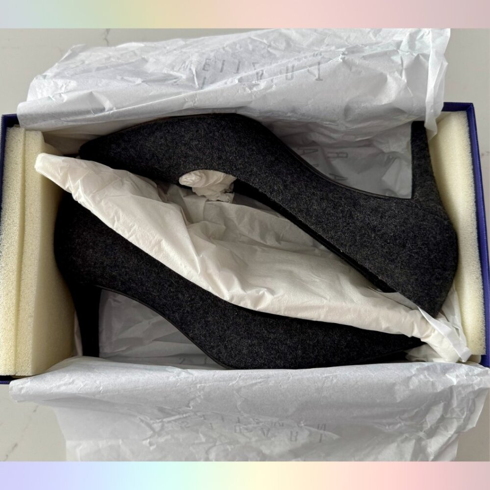 Stuart Weitzman “Pinot” Gray Flannel Heels – Size 7